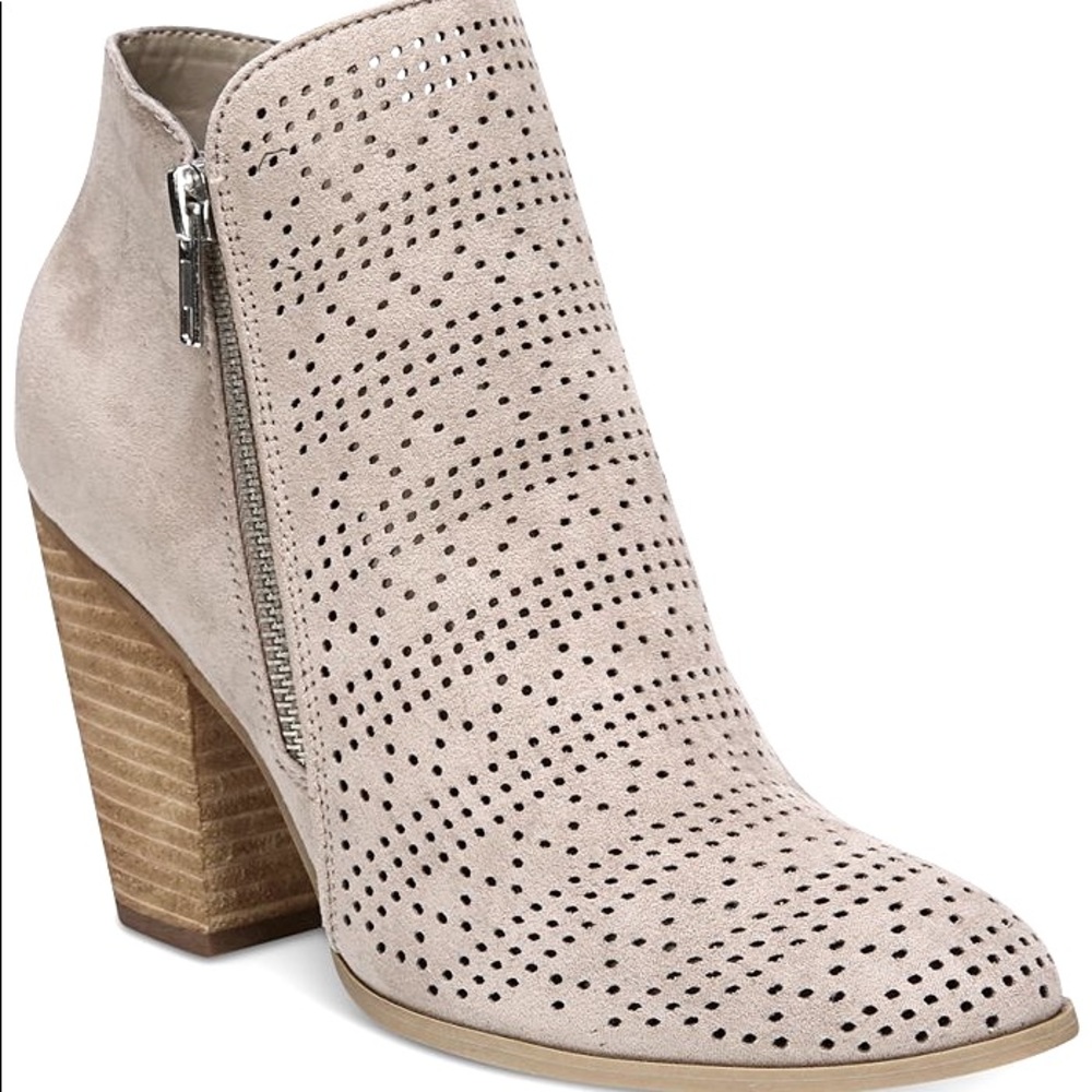 Hacey Boots